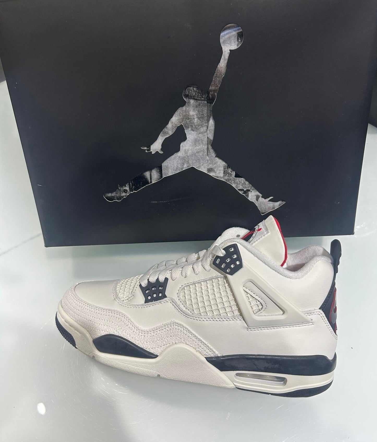 Air Jordan 4 retro Flight Club