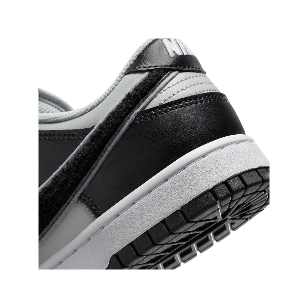 Dunk low retro chenille swoosh